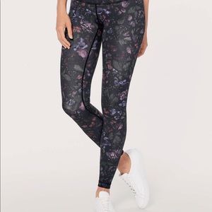 Lululemon Wunder Under LR Tight